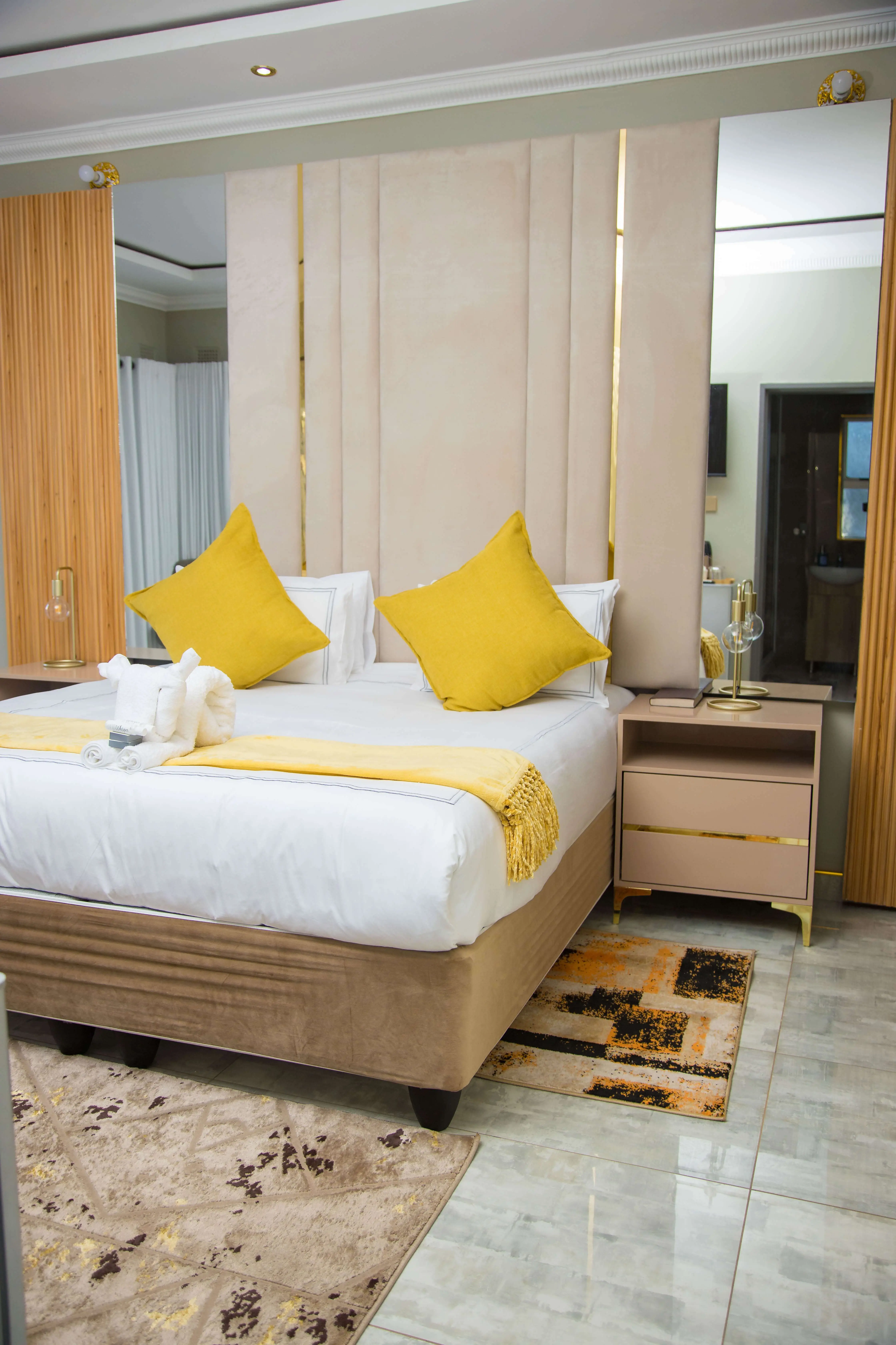 The Deluxe Room
